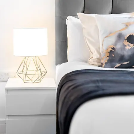 The Marsons Collection - New Luxury Apartment - Balcony - 2 Bedrooms - Secure Parking - 1Mc Birmingham Exterior photo